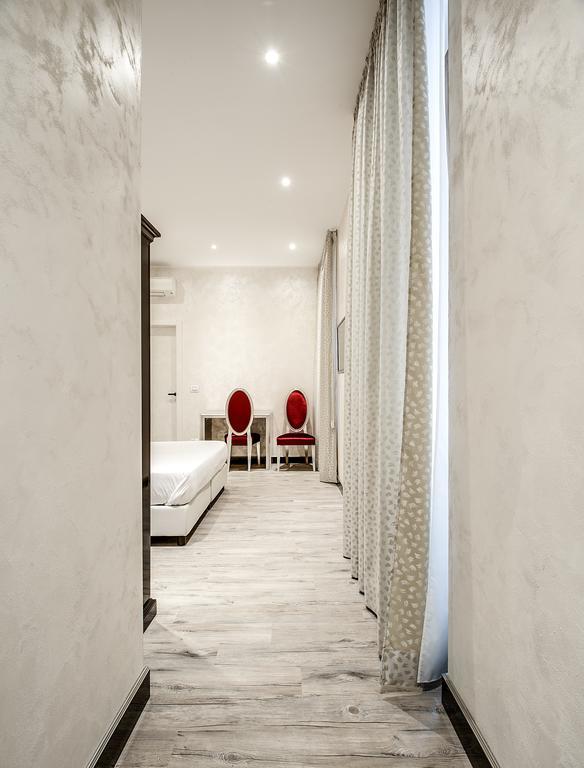Arena Easy Suites Guesthouse Verona Luaran gambar