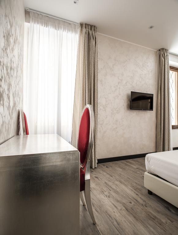 Arena Easy Suites Guesthouse Verona Luaran gambar
